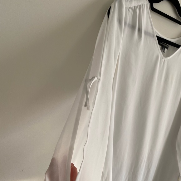 Banana Republic Blouse - Picture 4 of 5